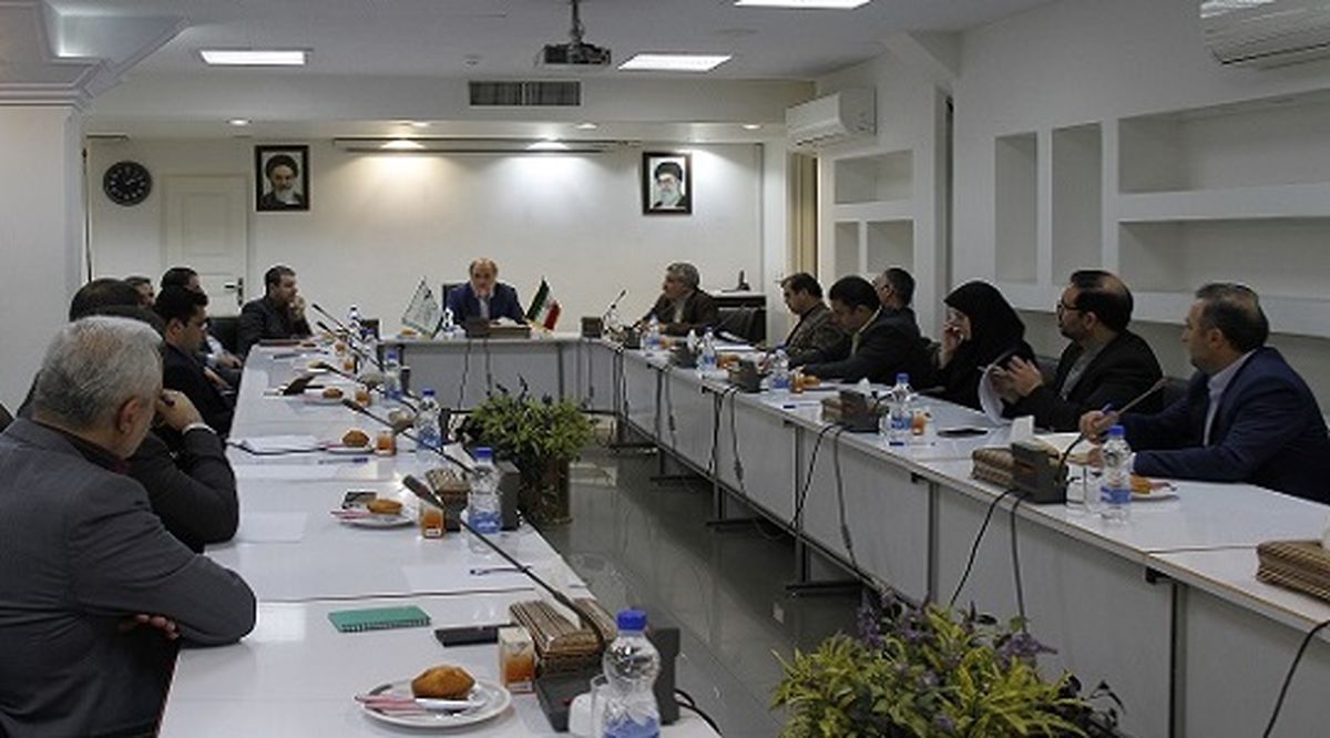  بهبود معیشت بازنشستگان در دستور کار است/صندوق‌ها دچار فساد شده‌اند