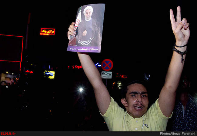 جشن هسته ای در خیابان های تهران -4