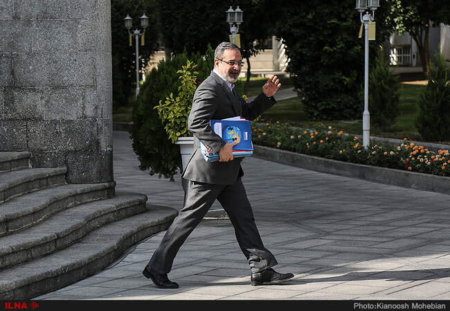از صندلی خالی رئیس‌جمهور تا حضور آقای معاون‌اول در جمع خبرنگاران