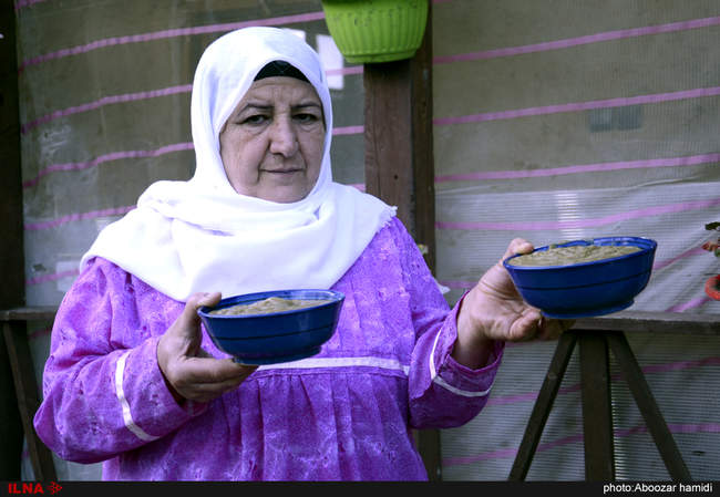سمنو پزان در روستای اسطلخ جان رودبار- گیلان‎