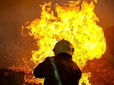انفجار و آتش‌سوزی هنگام سوخت‌گیری غیرایمن در مشهد / 2 نفر دچار سوختگی شدید شدند