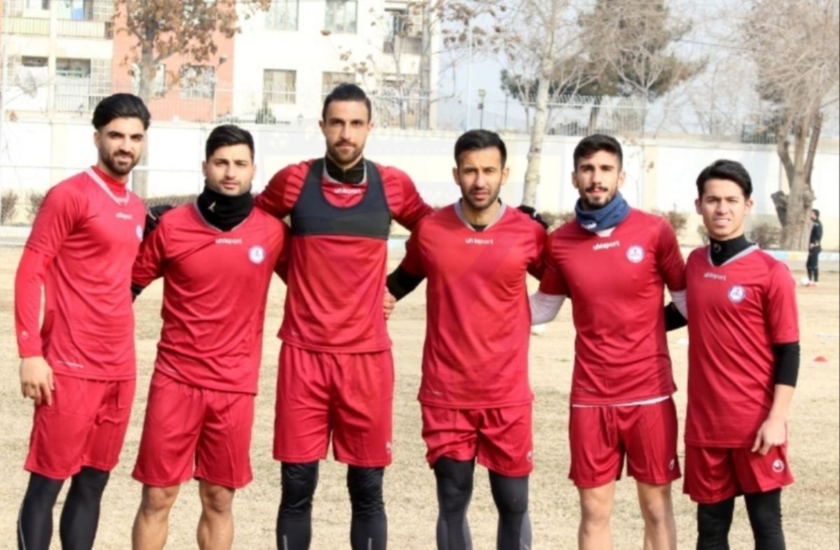 معارفه بازیکنان جدید پارس‌جنوبی در تمرین امروز