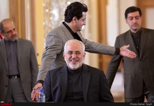 طر ح اینترنتی آمارگیری نفوس مسکن 95 با حضور ظریف