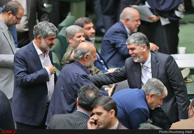از ترافیک نمایندگان پشت صندلی وزرا تا دلجویی‌های بهارستانی