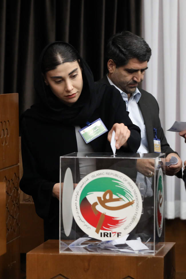 مجمع انتخاباتی فدراسیون تکواندو