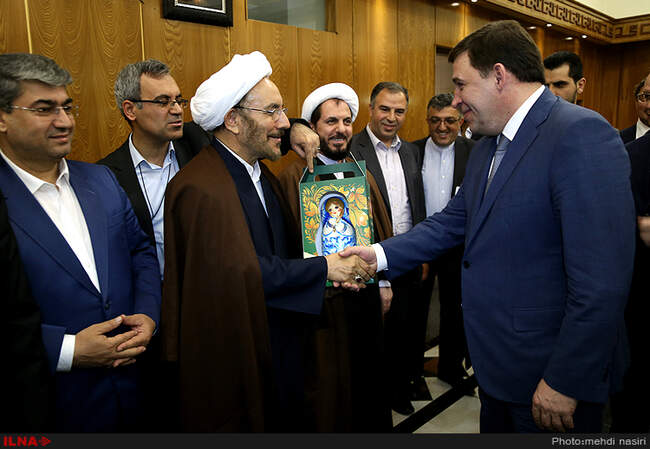 دیدار رئیس آژانس فدرال ملیت های فدراسیون روسیه با حجت الاسلام والمسلمین یونسی