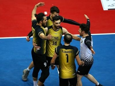 سپاهان پیروز بازی بزرگ هفته/ پیکان همچنان می‌بازد