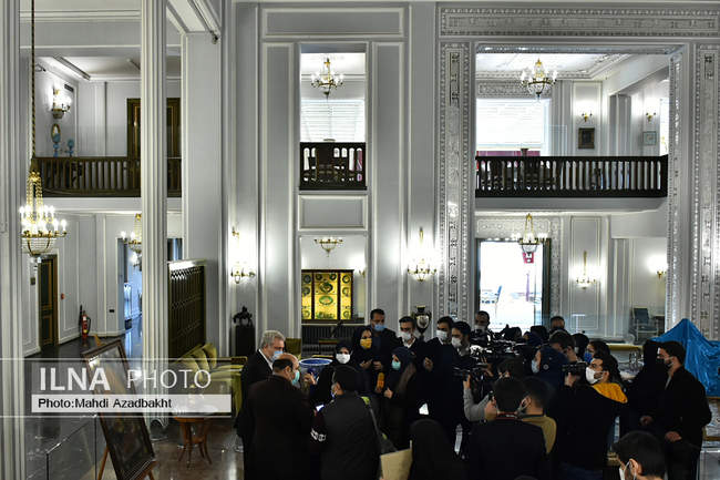 نشست معرفی برنامه های اولین جشنواره بین المللی صنایع دستی