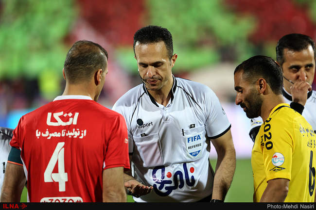 دیدار تیمهای پرسپولیس تهران و سپاهان اصفهان