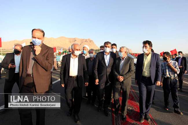 افتتاح پروژه بزرگ مجموعه پلهای شهید سلیمانی اصفهان توسط وزیر راه و شهر سازی 
