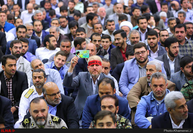 دیدار مسئولان نظام و سفرای کشورهای اسلامی با رهبر انقلاب
