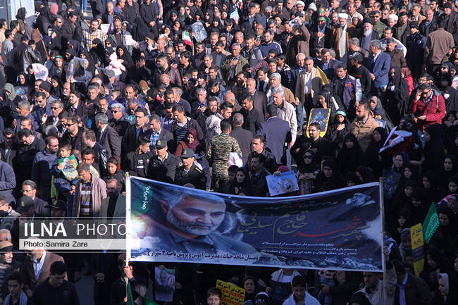 تجمع بزرگ مردم شیراز پاسداشت حاج قاسم سلیمانی