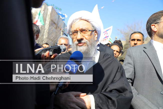 حضورحماسی مردم قم در راهپیمایی ۲۲بهمن 
