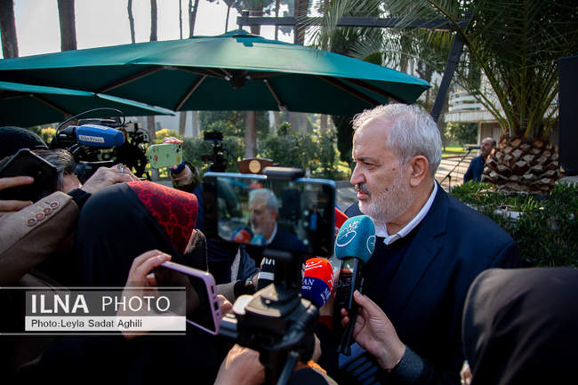 حاشیه جلسه هیات دولت - ۲۸ آذر