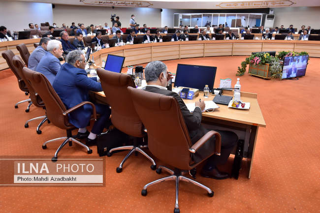 نشست هم اندیشی شهرداران با حضور وزیر کشور  