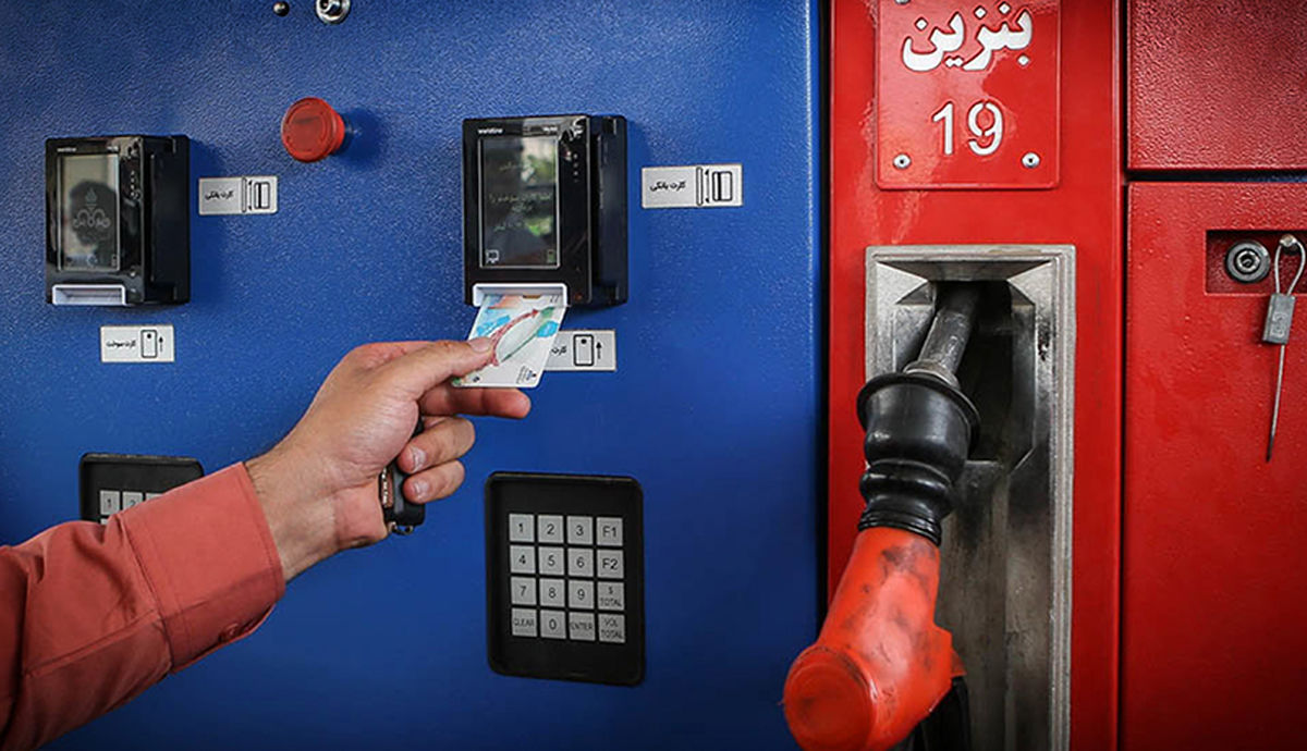 با سوخت شعاری برخورد نکنیم/ احتمال واردات بنزین چقدر است؟