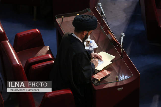 هشتمین اجلاس رسمی پنجمین دوره مجلس خبرگان رهبری 