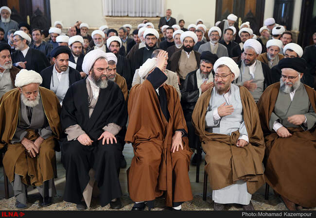دیدار علما و فضلای حوزه علمیه قم با آیت الله هاشمی رفسنجانی
