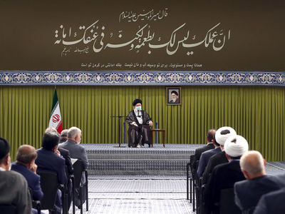 دیدار رئیس و نمایندگان مجلس  با رهبر انقلاب
