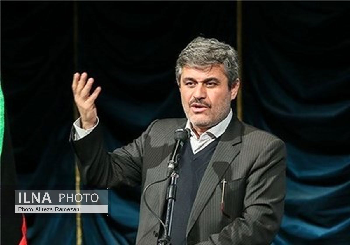 عده ای بدنبال دوقطبی کردن جامعه هستند
