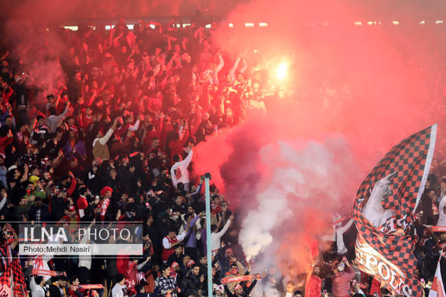 دیدار تیمهای فوتبال استقلال تهران و پرسپولیس تهران