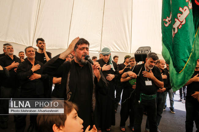 مراسم خیمه‌سوزان ظهر عاشورا در چهارراه گلوبندک تهران /2