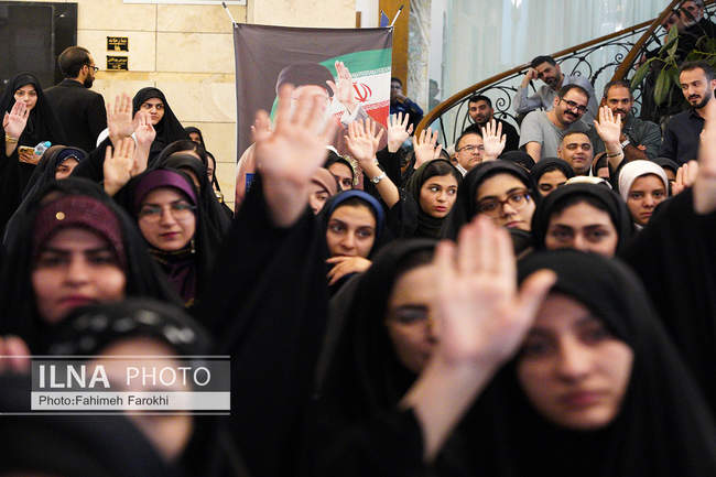 آئین افتتاحیه تشرف ده هزار دانشجوی زائر اولیربه زیارت علی بن موسی ال�
