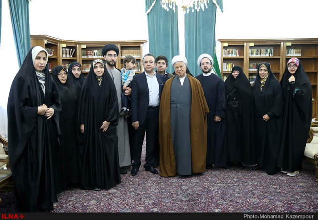 دیدار خانواده مرحوم حجت‌الاسلام دعاگو با آیت‌الله هاشمی رفسنجانی