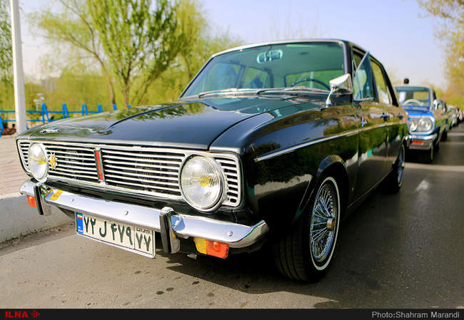 اولین رالی خودروهای کلاسیک در اصفهان