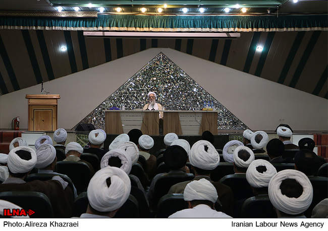 همایش ائمه جماعات، مبلغان و روحانیت 