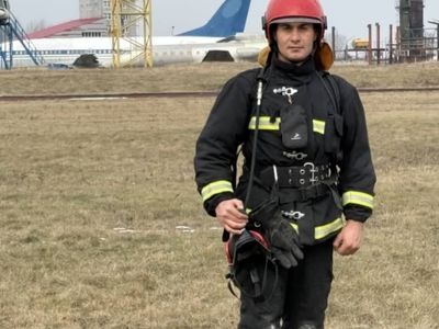 مجتبی وزیری آتش نشان شیرازی به شهادت رسید
