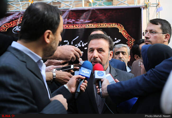 محمود واعظی