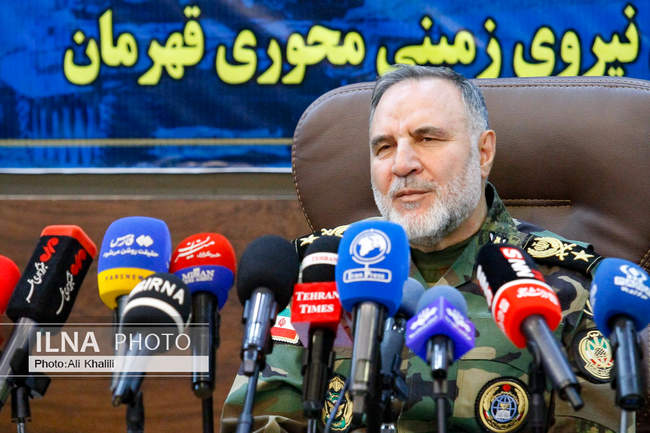 نشست خبری فرمانده نزاجا به مناسبت روز ارتش