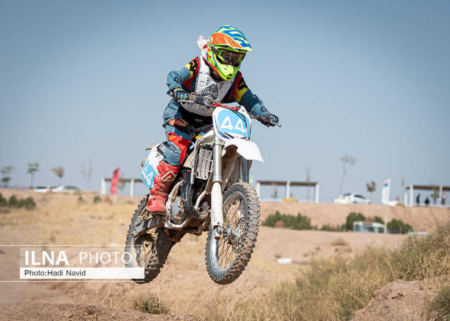 اولین دوره مسابقات موتور کراس بانوان ایران