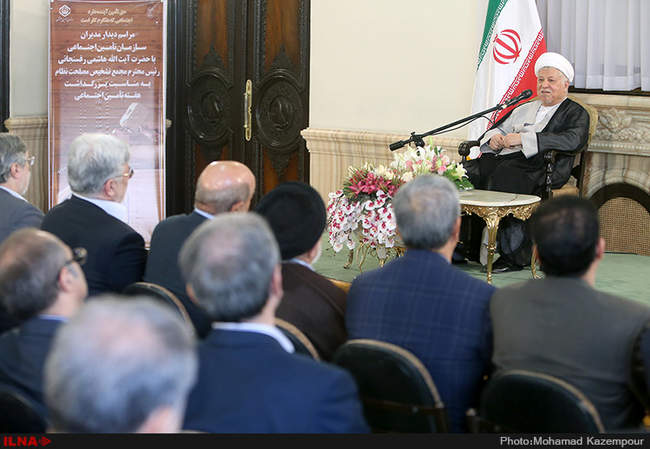 دیدار رئیس، معاونین و جمعی از مدیران سازمان تأمین اجتماعی با آیت الل�