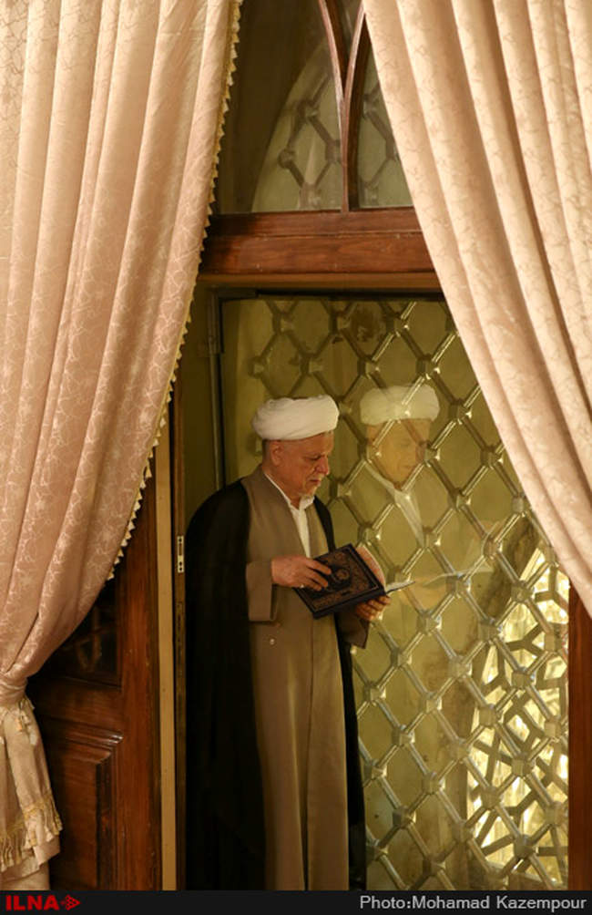 ورود رئیس مجمع تشخیص مصلحت نظام به مشهد