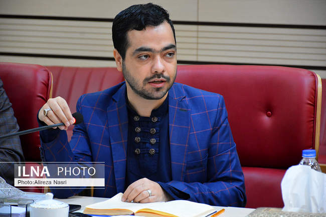 نشست خبری استاندار قزوین به مناسبت هفته دولت با اصحاب رسانه 