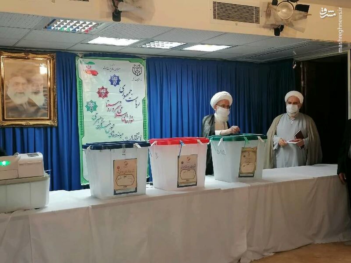  آیت الله نوری همدانی رأی خود را به صندوق انداخت