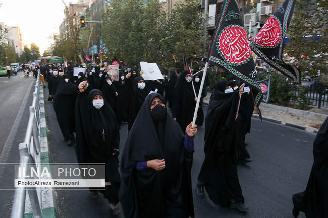 تجمع اعتراض آمیز اقشار مختلف مردم تهران در پی اهانت به پیامبر اعظم (ص)