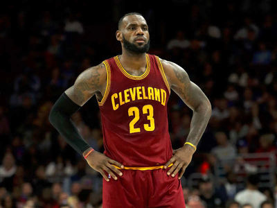 لبرون جیمز منفورترین بسکتبالیست NBA !