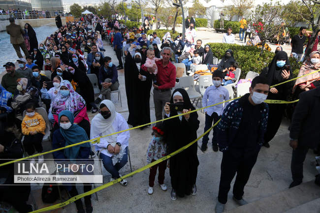 مراسم روز جمهوری اسلامی ایران در برج میلاد
