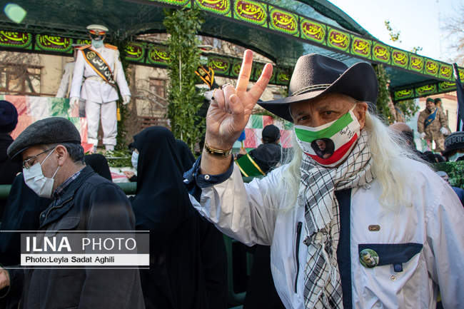 تشییع باشکوه پیکر‌های مطهر ۱۵۰ شهید گمنام در تهران/۲