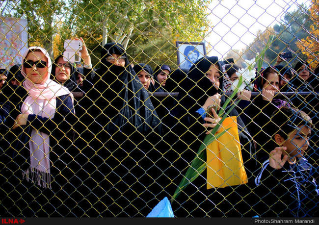 تشییع 5 شهید دوران دفاع مقدس در اصفهان 