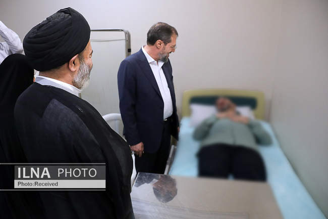  بازدید سرپرست حجاج ایرانی از زائران کشورمان و مرکز پزشکی هلال احمر د
