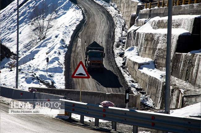 بازدید رئیس بنیاد مستضعفان از فاز ۳ آزادراه تهران شمال