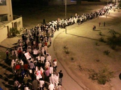 معترضان بحرینی با نیروهای آل‌خلیفه درگیر شدند