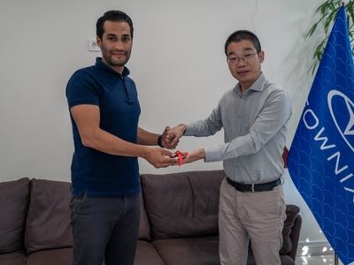 آغاز همکاری برند فونیکس با کوروش محمدخانی