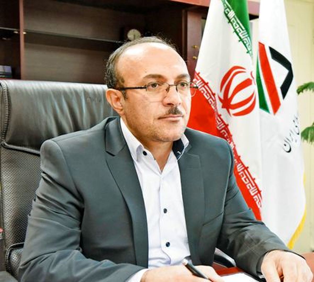 تحقق سیاست‌های اقتصاد مقاومتی و دستیابی به رشد اقتصادی با افزایش صادرات غیرنفتی امکان‌پذیر است