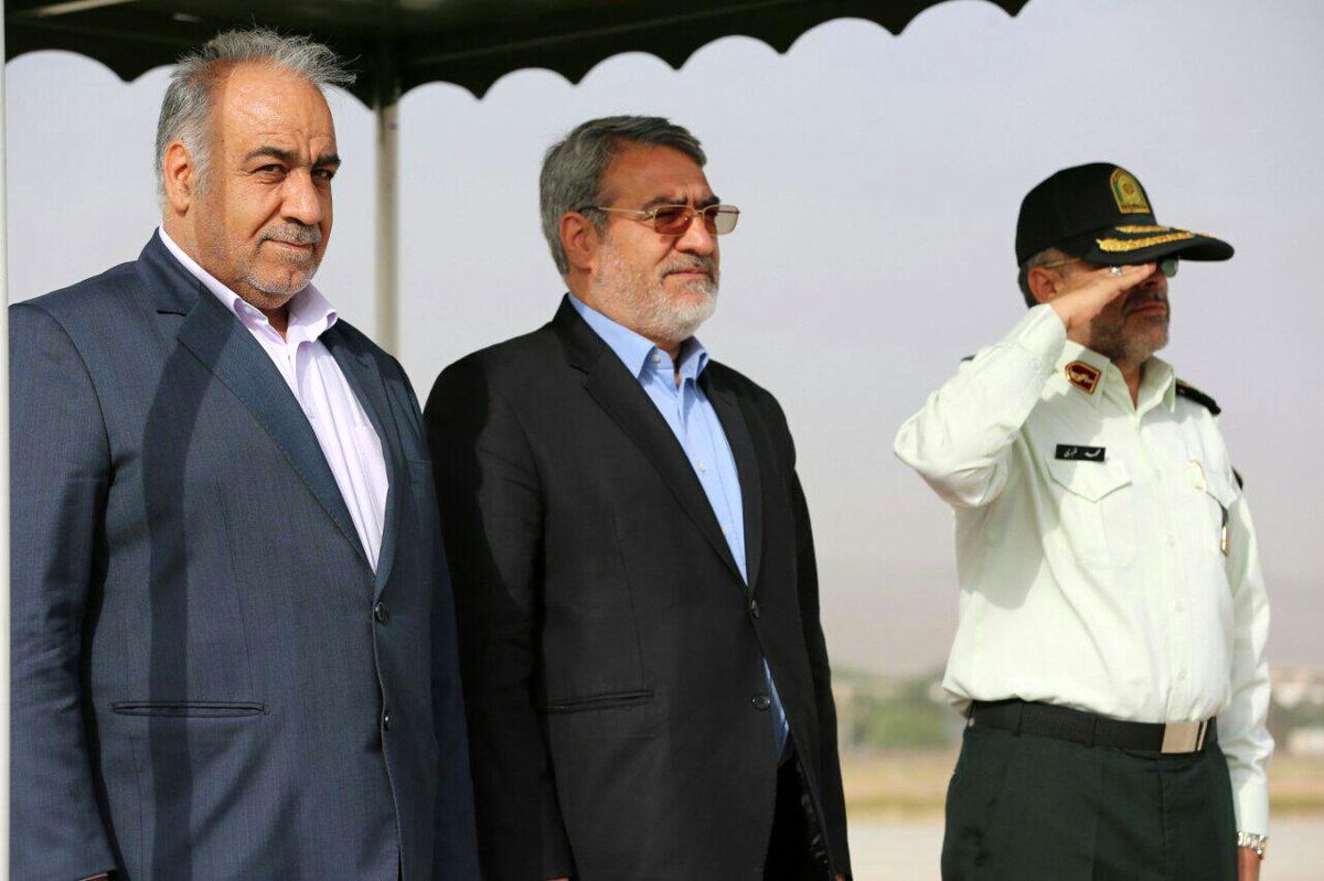 وزیر کشور وارد لرستان شد