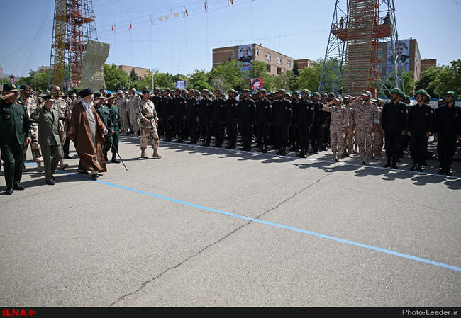 مراسم دانش‌آموختگی دانشجویان دانشگاه امام حسین(ع) با حضور فرمانده کل قوا